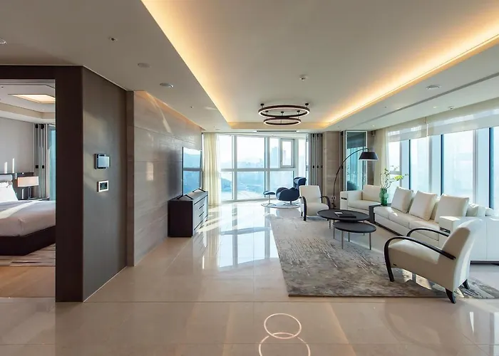 Lct Hotel