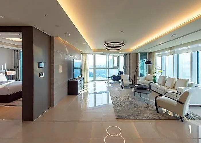 Hotel Lct