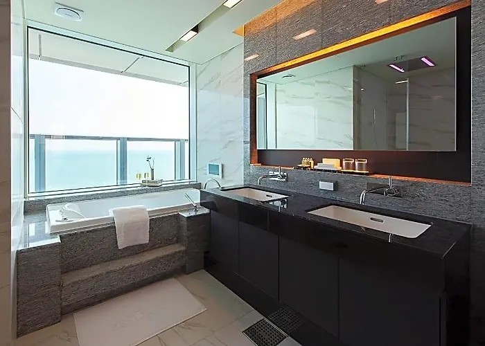 Lct Hotel 4*